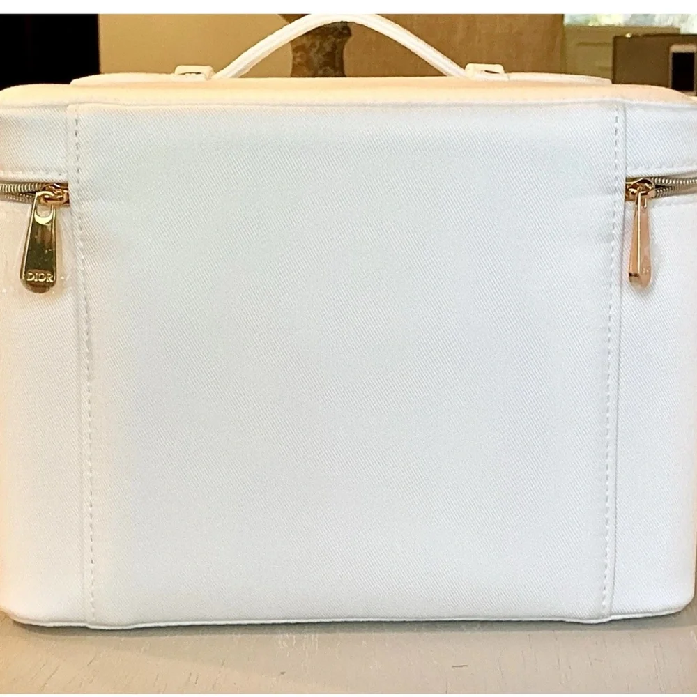 DIOR 2025 IVORY TRAIN CASE New in Dior Gift Box 🎁